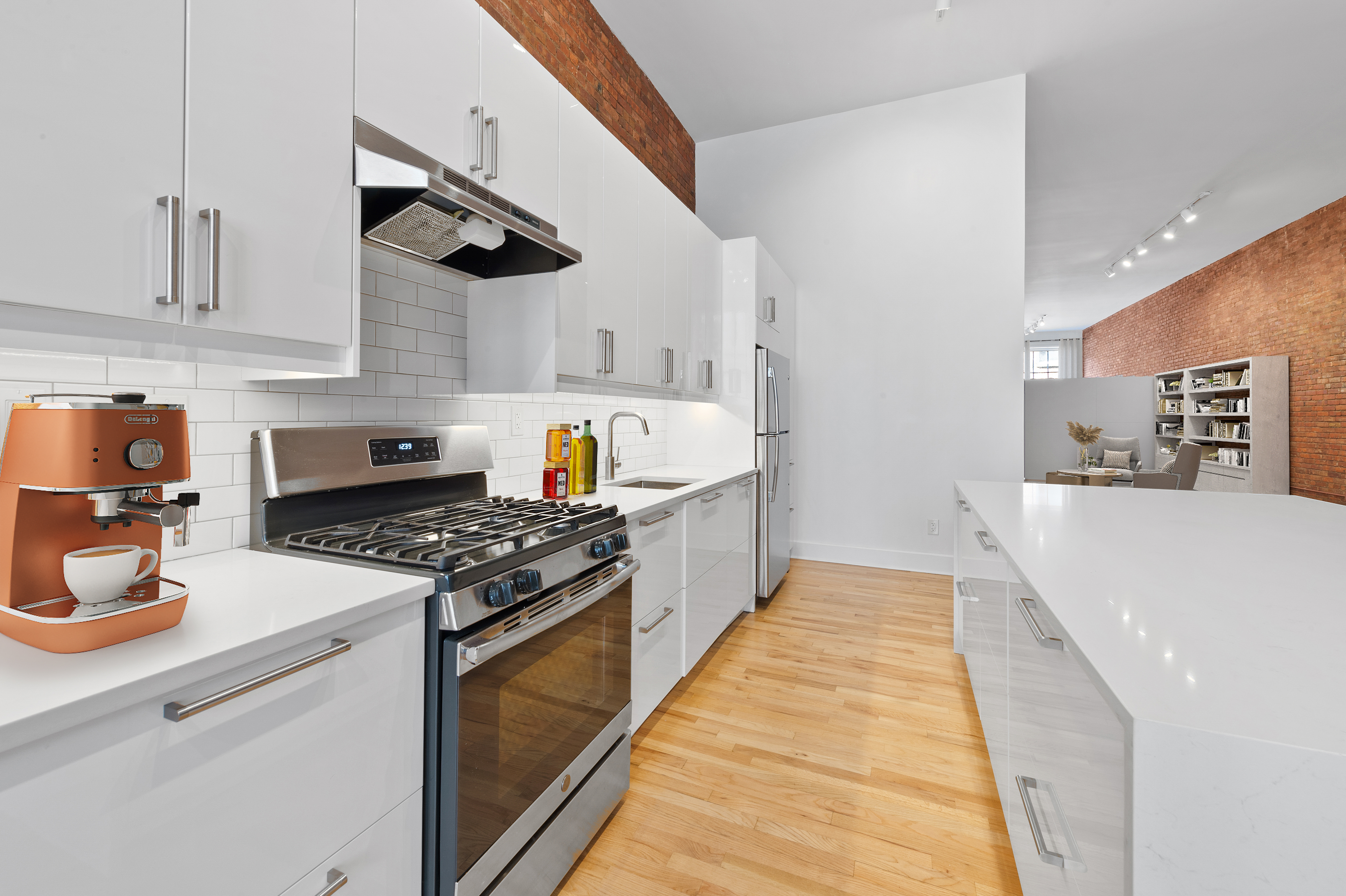 127 Greene Street, Unit 3 Manhattan, NY 10012 - Photo 6 of 13