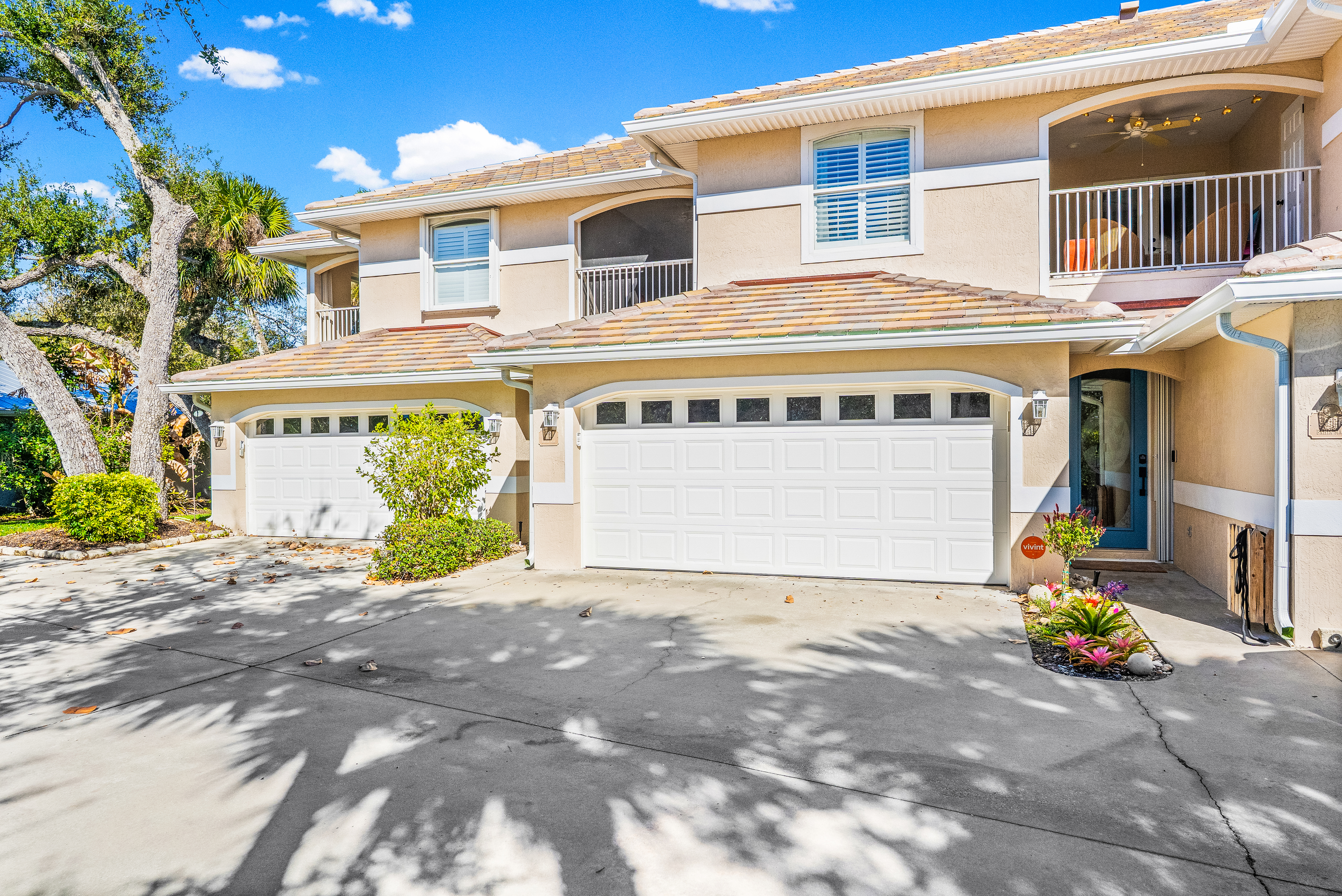 909 Bahia Mar Road Vero Beach, FL 32963 - Photo 1 of 36