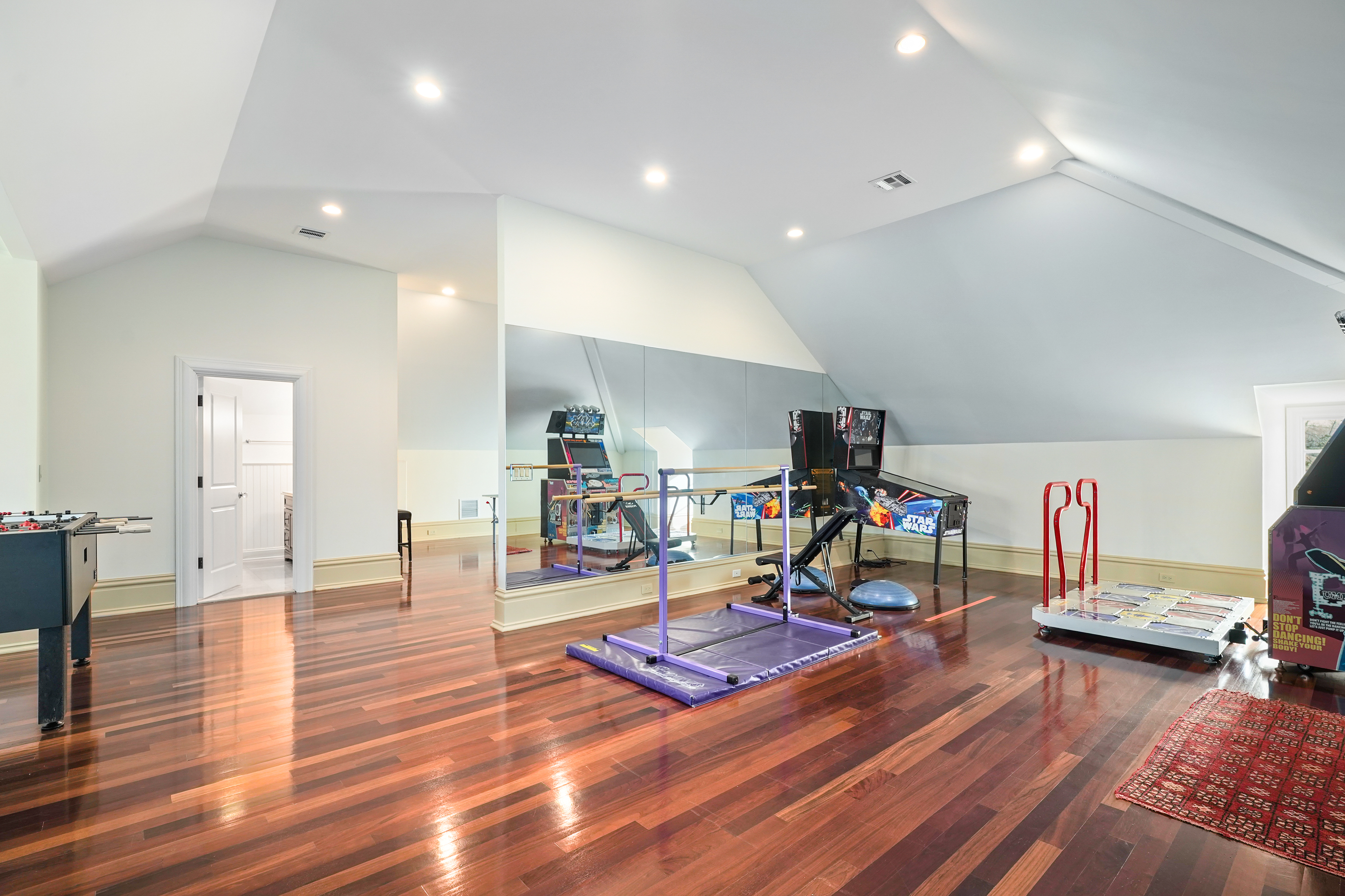 44 Hunting Ridge Road Greenwich, CT 06831 - Photo 20 of 29