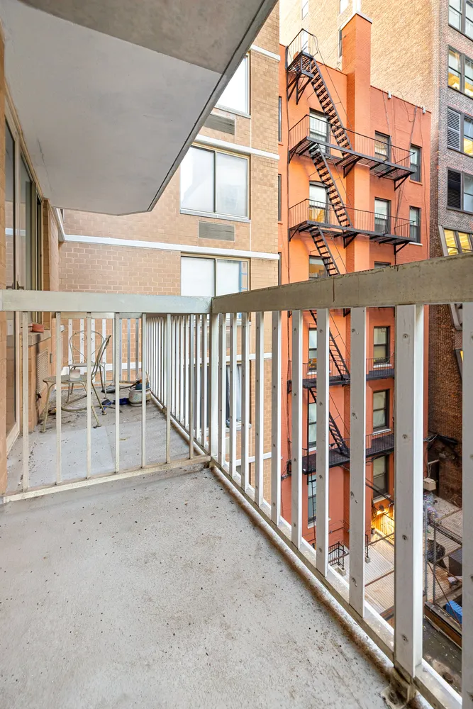 $3,800 | 50 Lexington Avenue, Unit 4B | Flatiron
