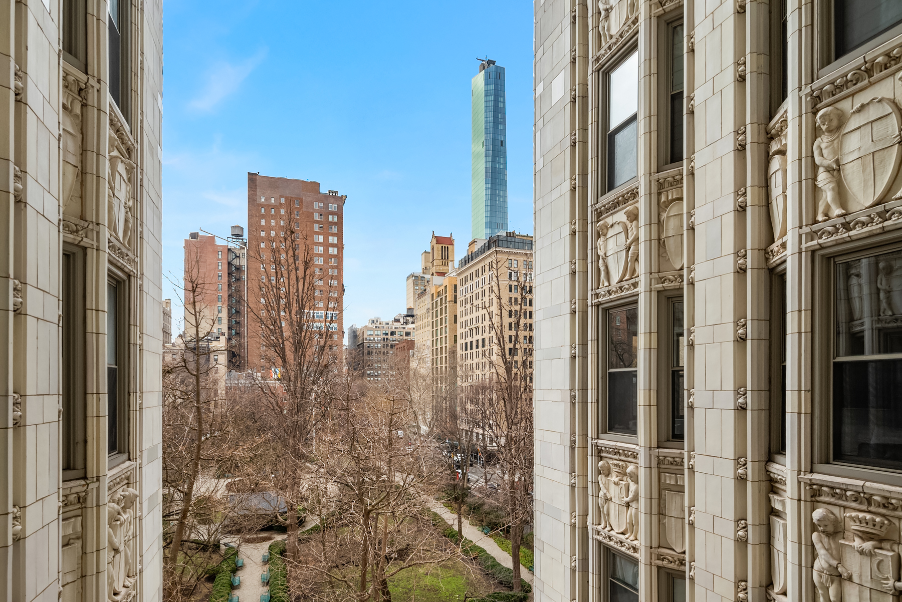 36 Gramercy Park East, Unit 5W Manhattan, NY 10003 - Photo 7 of 12 a view of a city with tall buildings