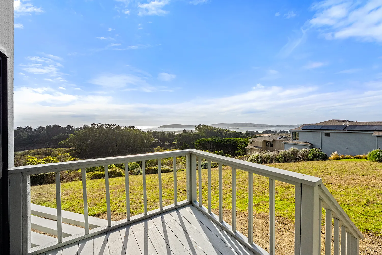 $2,000,000 | 190 Starboard Court, Bodega Bay, CA 94923