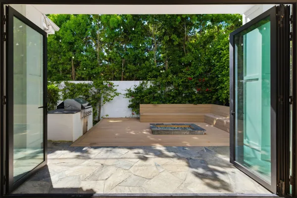 $17,000 | 1405 Oak Avenue, Manhattan Beach, CA 90266