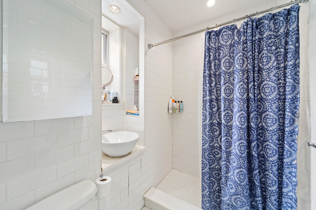 73 8th Avenue, Unit 1 Manhattan, NY 10014 - Photo 6 of 10