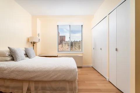 $800,000 | 68 Bradhurst Avenue, Unit 8R | Central Harlem