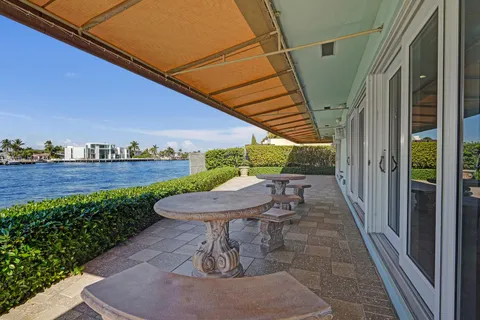 $1,895,000 | 1431 South Ocean Boulevard, Unit 17, Lauderdale-by-the-Sea, FL 33062