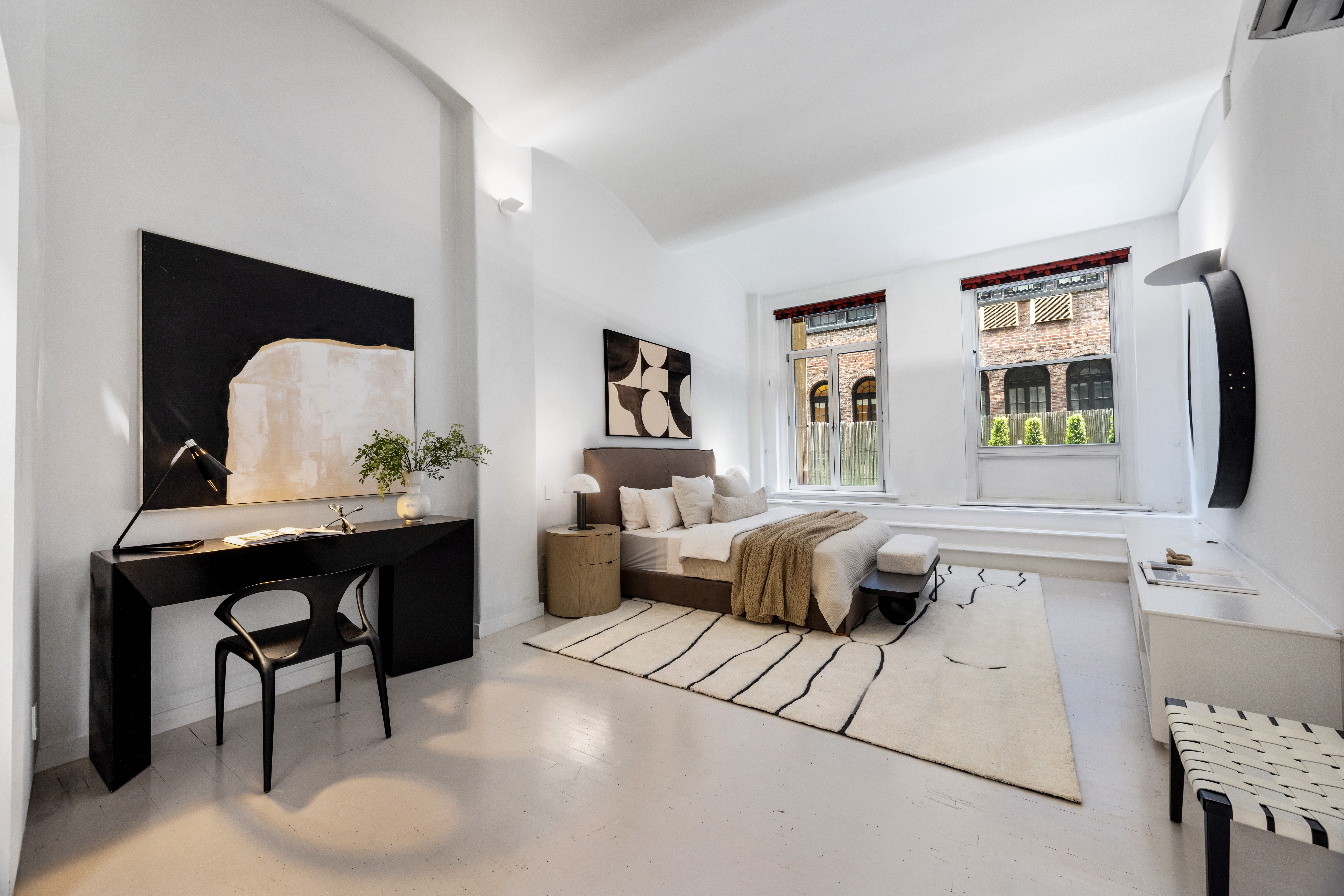 34-36 East 10th Street, Unit 2W Manhattan, NY 10003 - Photo 6 of 13 Gallery Image 6