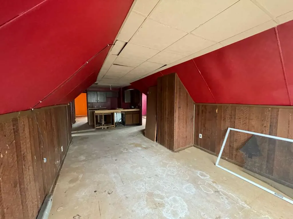 $60,000 | 203 East Washington Street, Avon, IL 61415