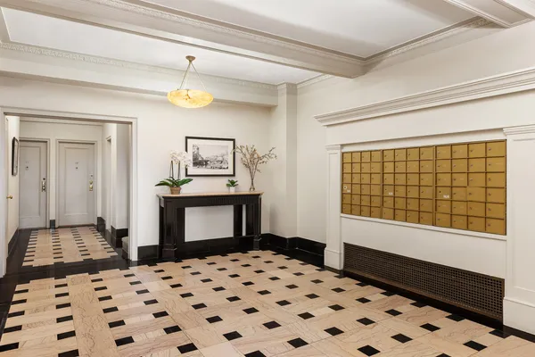 $750,000 | 74 West 68th Street, Unit 6C | Upper West Side