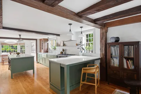 $2,350,000 | 126 South Street, Hingham, MA 02043