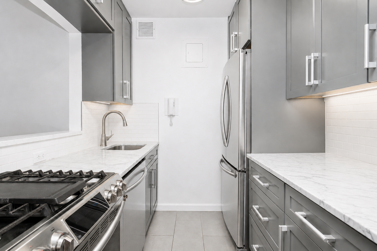400 East 54th Street, Unit 7D Manhattan, NY 10022 - Photo 2 of 6