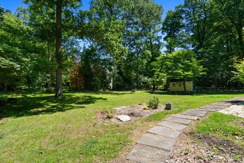 Contact Agent | 6613 Bradley Boulevard, Bethesda, MD 20817
