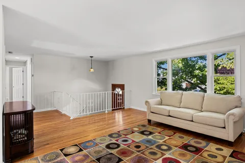 $500,000 | 319 Brentwood Avenue, Cherry Hill, NJ 08002