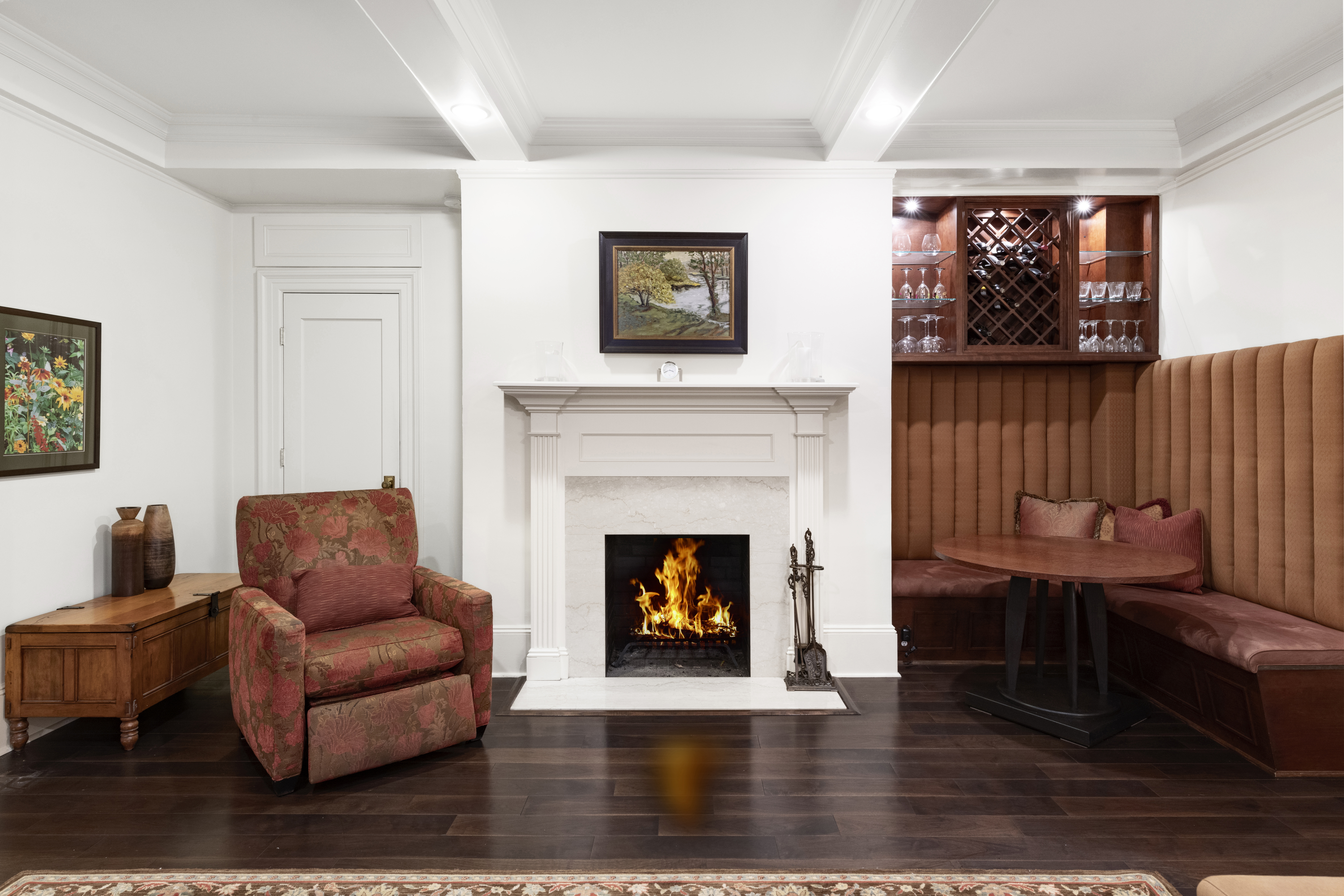 212 East 48th Street, Unit 3B Manhattan, NY 10017 - Photo 3 of 7