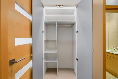 $565,000 | 570 Park Avenue, Unit GROUND D | Lenox Hill