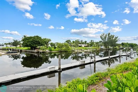 $369,999 | 5095 Heatherhill Lane, Unit 8, Boca Raton, FL 33486