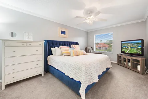 $400,000 | 1088 Via Jardin, Palm Beach Gardens, FL 33418