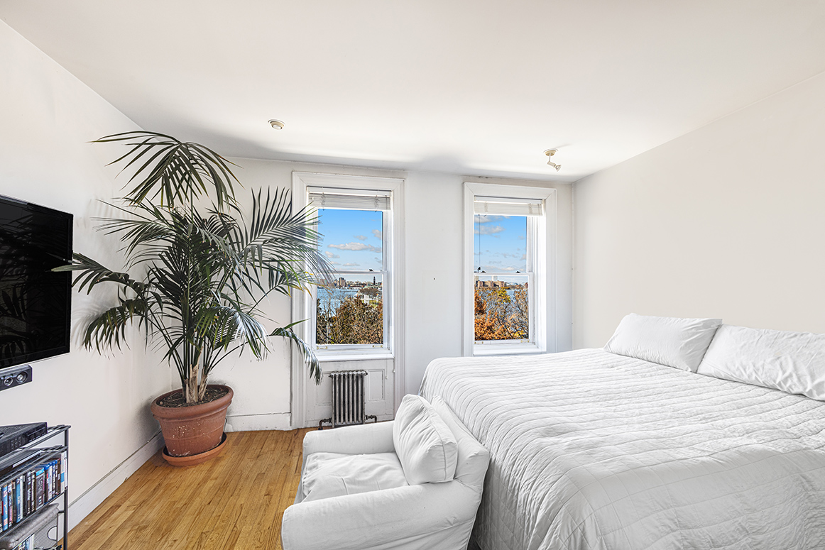 391 West Street Manhattan, NY 10014 - Photo 4 of 16