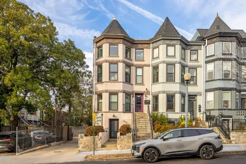 $635,000 | Address Upon Request, Washington, DC 20002
