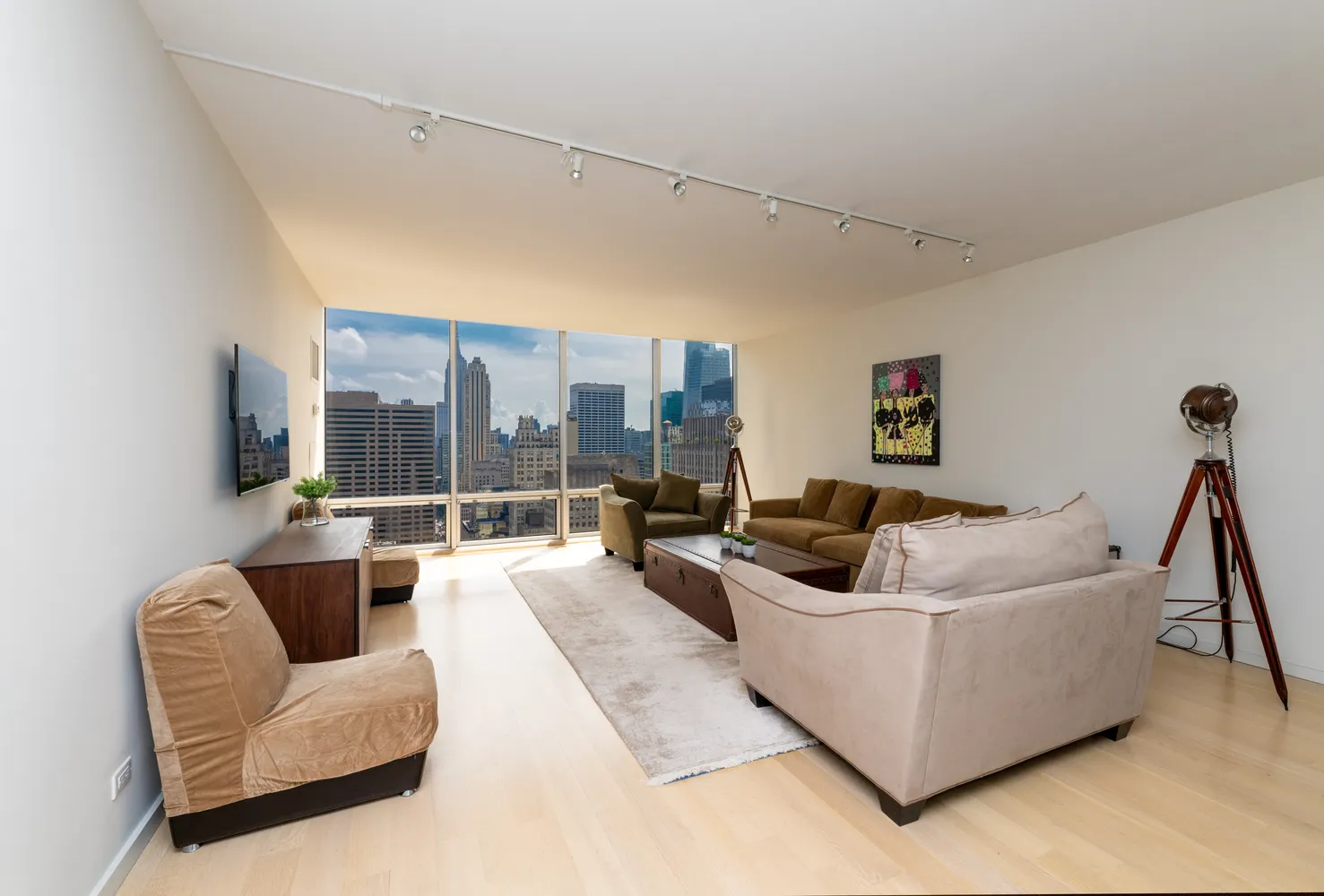 $34,000,000 | 641 5th Avenue, Unit 49CDE | Midtown East