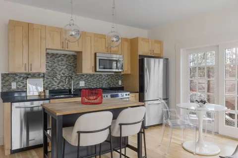 Contact Agent | 19 Tremont Street, Unit 3, Cambridge, MA 02139