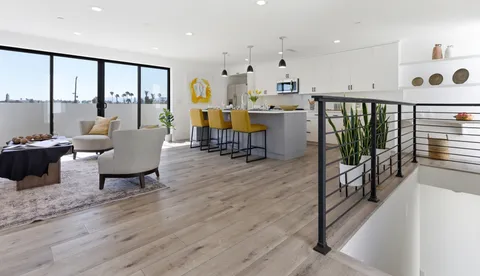 $899,000 | 4138 Normal Avenue, Los Angeles, CA 90029