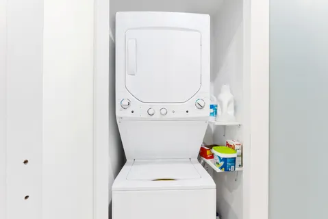 $1,250,000 | 715 Bayshore Drive, Unit 606, Fort Lauderdale, FL 33304