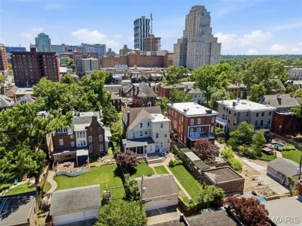 $1,200,000 | 4917 Pershing Place, St. Louis, MO 63108