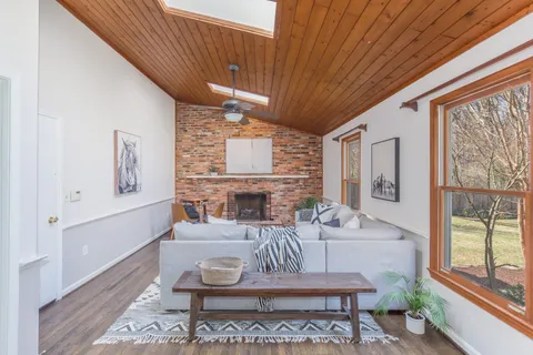 $1,095,000 | 16217 Whitehaven Road, Silver Spring, MD 20906