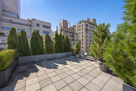 a view of a multi story building