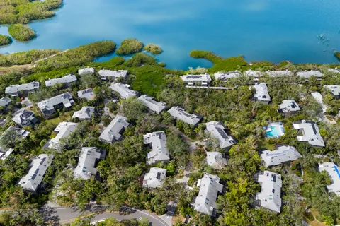 $655,000 | 1479 Landings Circle, Unit 41, Sarasota, FL 34231