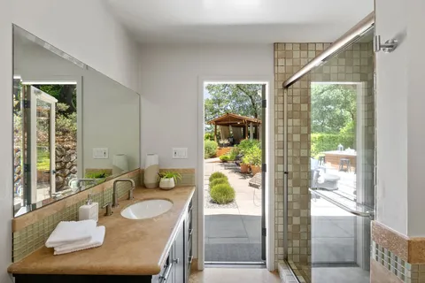$2,895,000 | 149 Hillcrest Lane, Kentfield , CA 94904