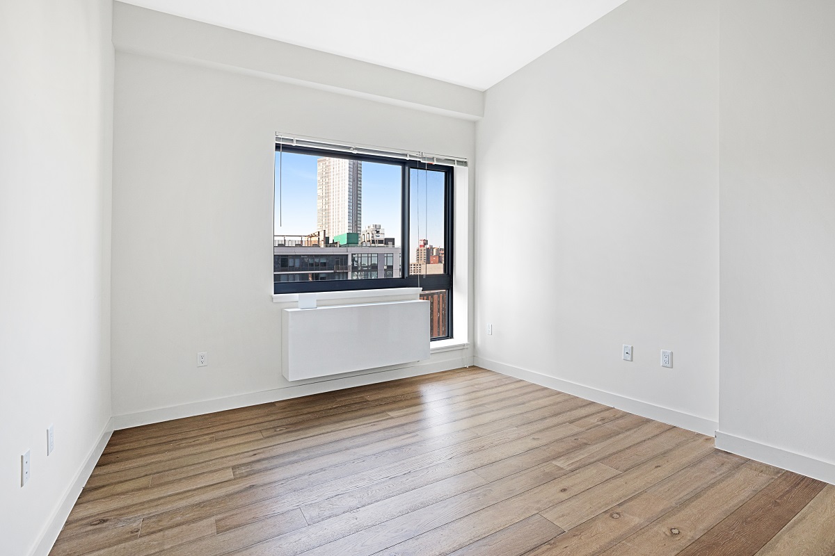 26-14 Jackson Avenue, Unit 2D Queens, NY 11101 - Photo 4 of 14