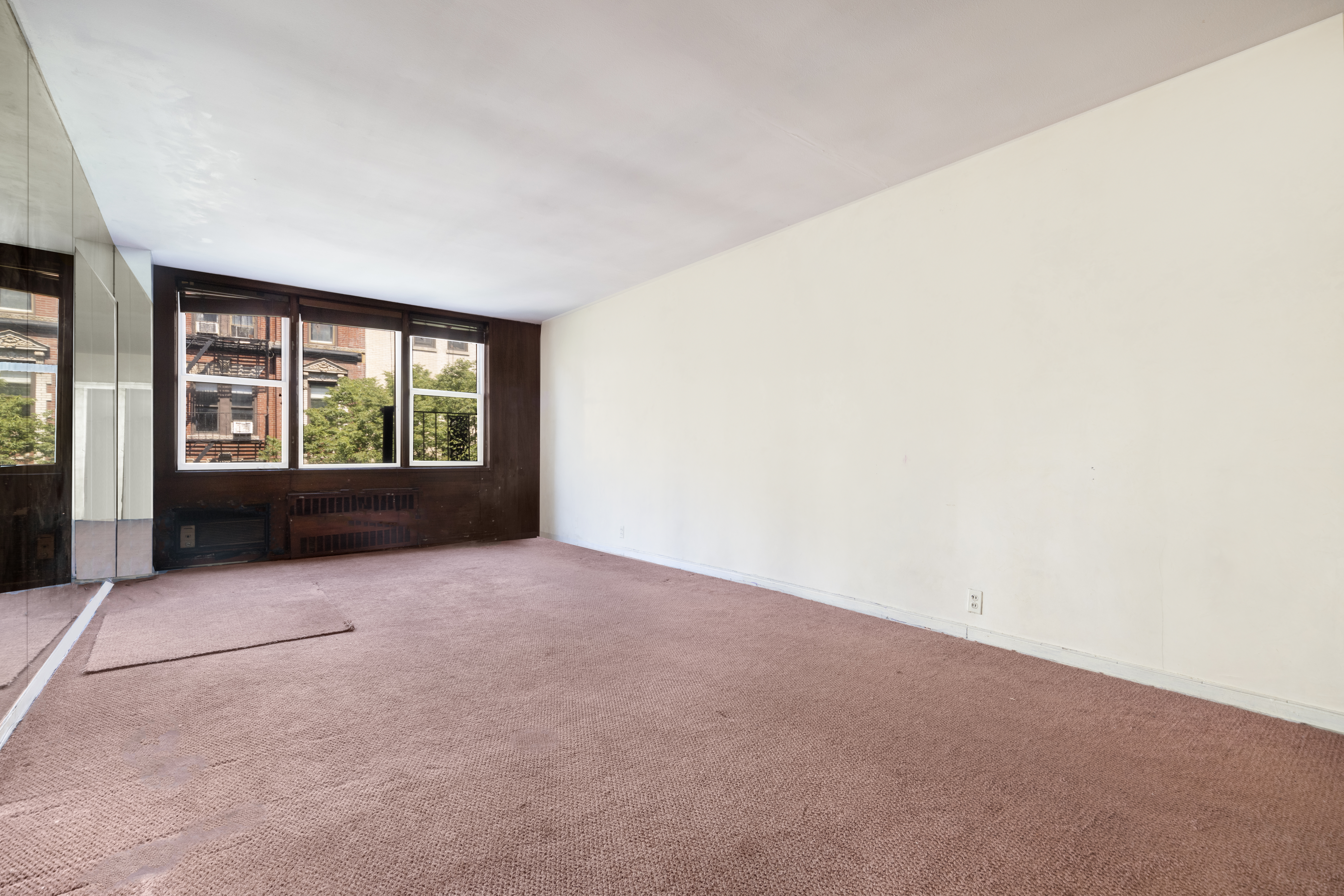 180 Thompson Street, Unit 4D Manhattan, NY 10012 - Photo 1 of 5