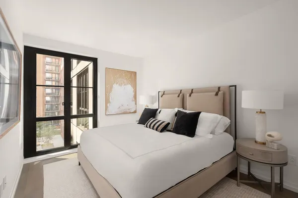 $2,250,000 | 250 West 96th Street, Unit 3G | Upper West Side