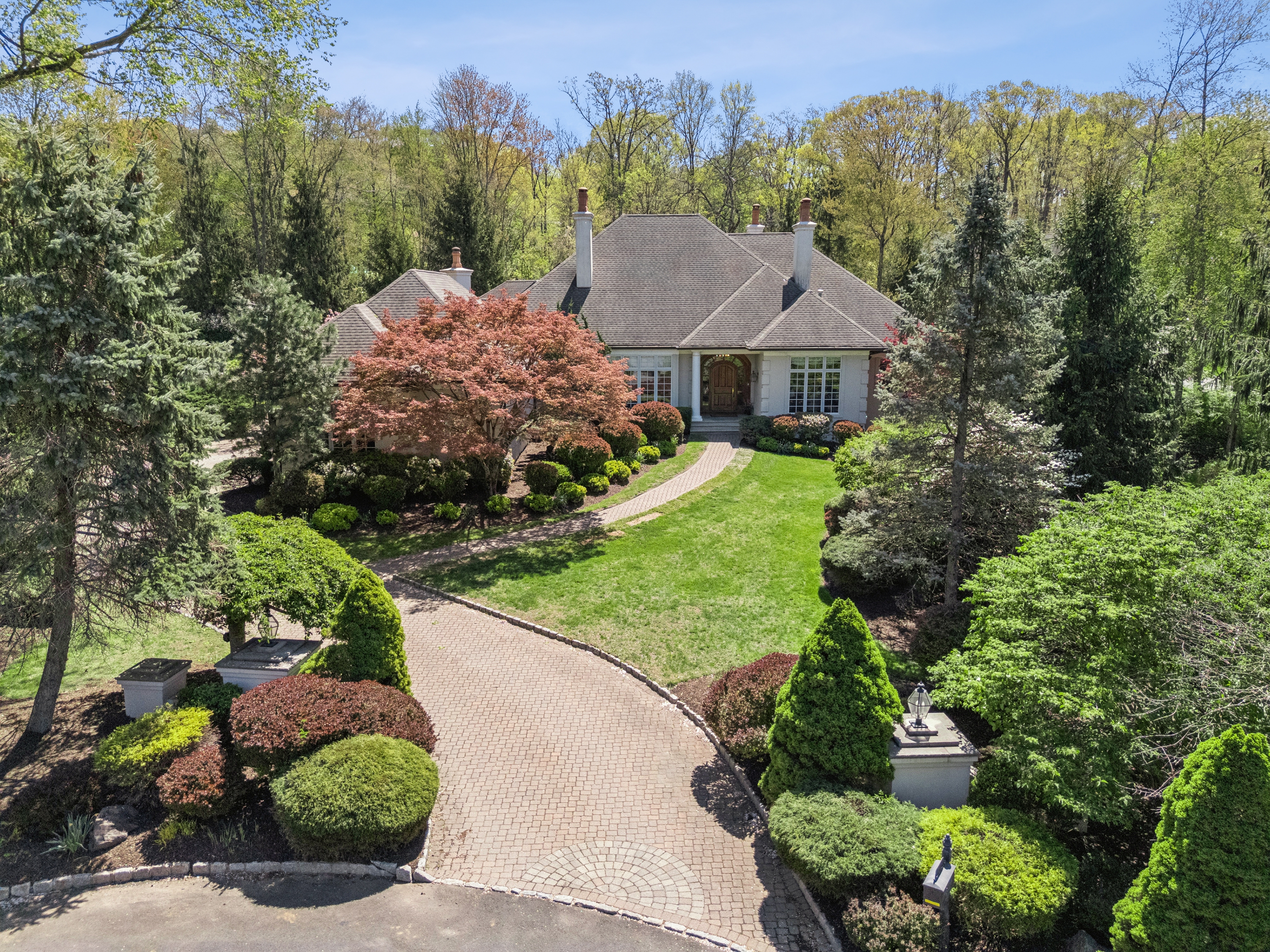 110 Chelsea Watchung, NJ 07069 - Photo 2 of 77