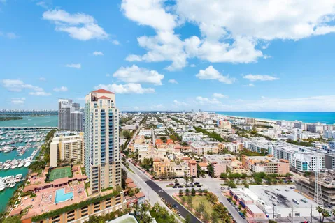 $4,500,000 | 1000 South Pointe Drive, Unit 1903, Miami Beach, FL 33139