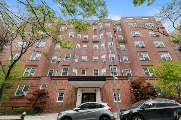 $615,000 | 35-24 78th Street, Unit B24 | Jackson Heights