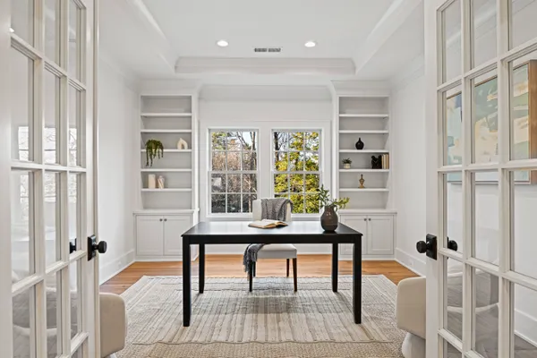 $3,599,000 | 901 Echols Street Southeast, Vienna, VA 22180