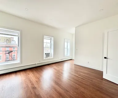 $5,995 | 383 Myrtle Avenue, Unit 3 | Fort Greene