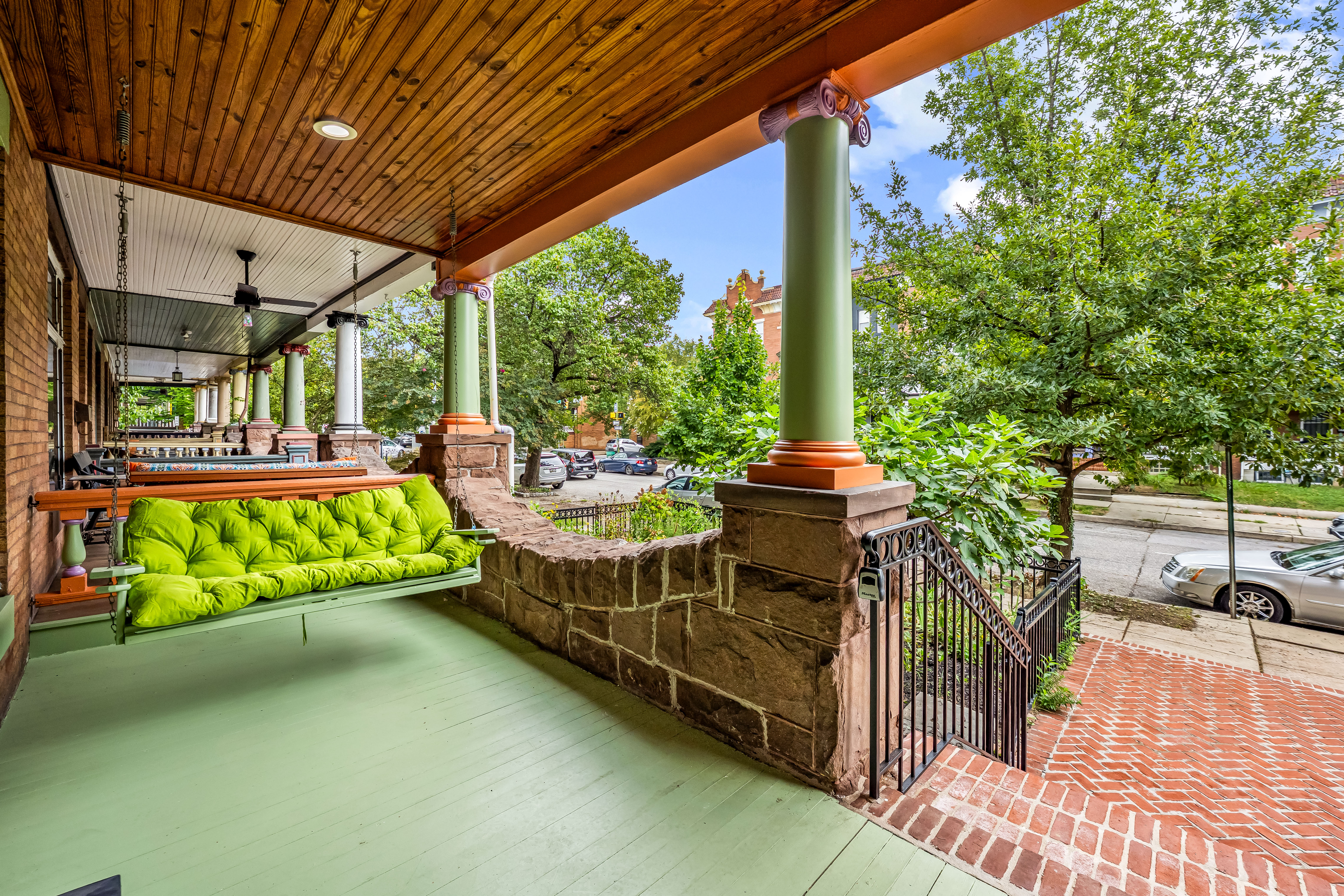 2736 North Calvert Street Baltimore, MD 21218 - Photo 4 of 18 Gallery Image 4