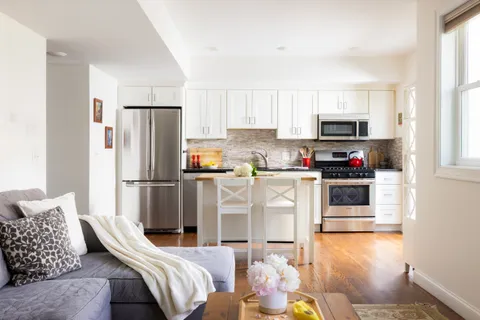 $729,000 | 143 Cedar Street, Unit 6, Somerville, MA 02144