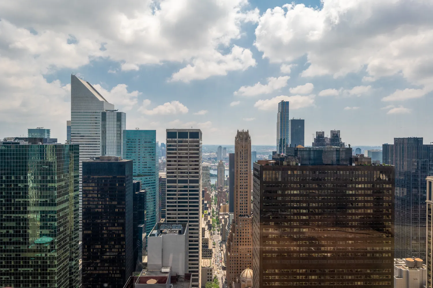 $34,000,000 | 641 5th Avenue, Unit 49CDE | Midtown East