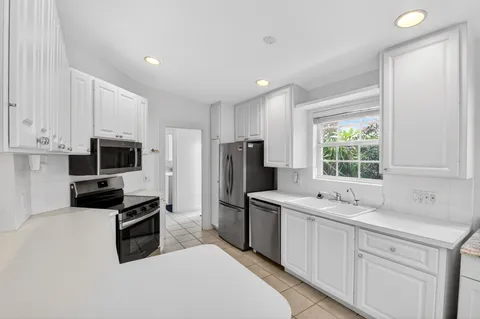 $460,000 | 2774 Livingston Lane, West Palm Beach, FL 33411