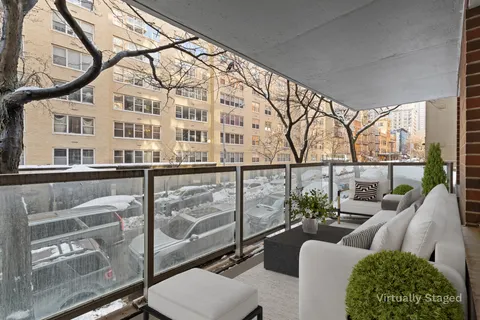 $699,000 | 363 East 76th Street, Unit 2A | Lenox Hill