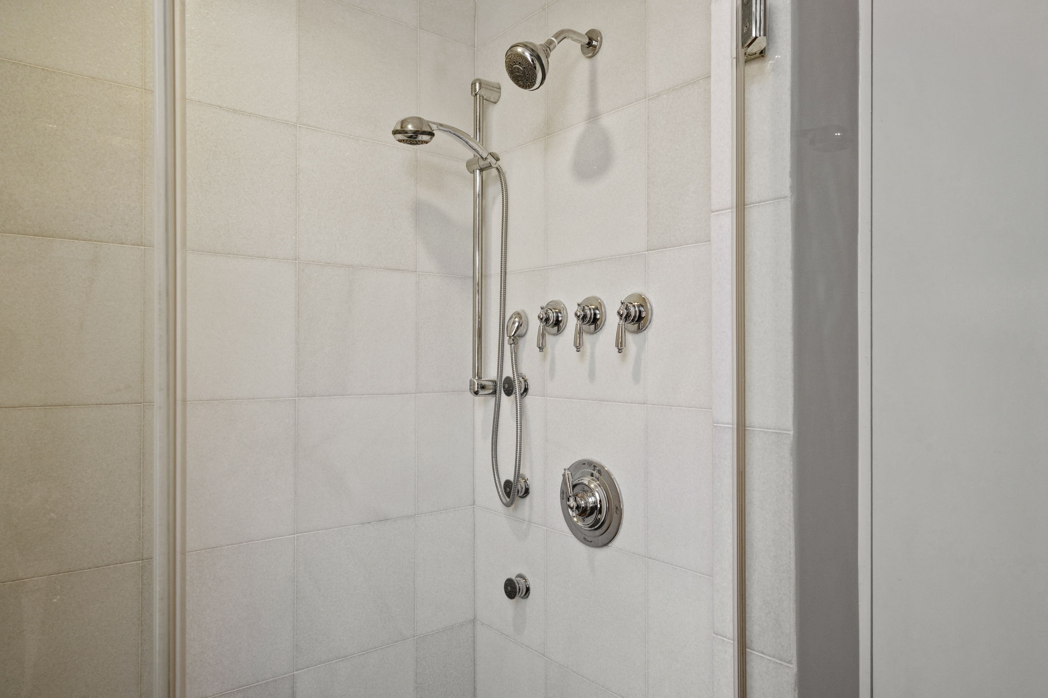 2049 Walnut Street, Unit 1R Philadelphia, PA 19103 - Photo 17 of 18 a bathroom with a shower