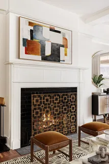 $1,300,000 | 151 East 83rd Street, Unit 5E | Upper East Side