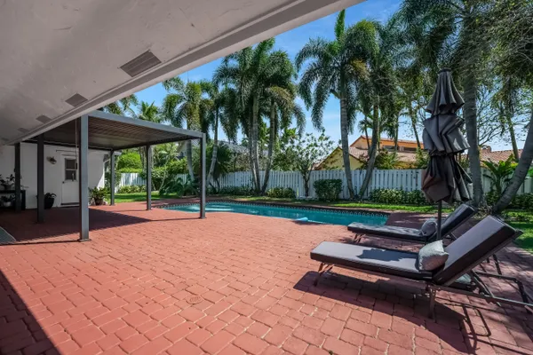 $5,900 | 9600 Northwest 18th Street, Plantation, FL 33322