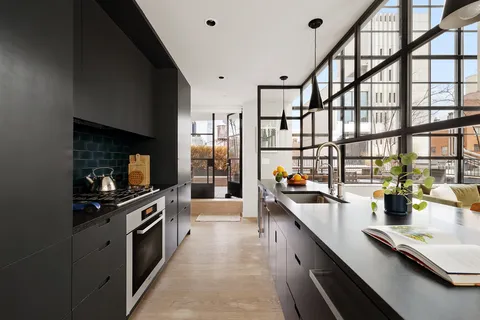 $5,600,000 | 456 West 19th Street, Unit PHG | Chelsea