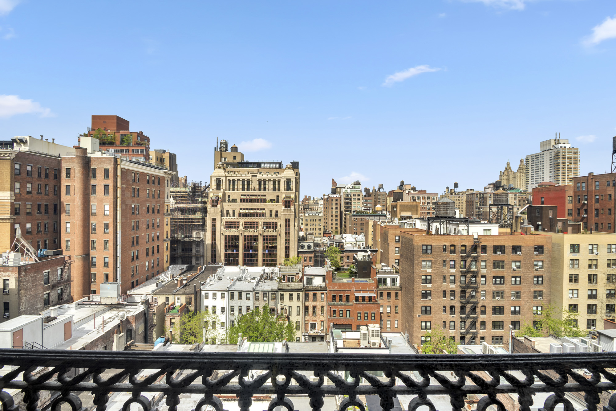 140 West 69th Street, Unit 107A Manhattan, NY 10023 - Photo 14 of 15 a view of a city with tall buildings